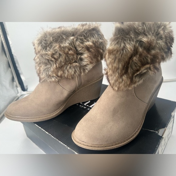 A.n.a Maddy Taupe boots shoes new size 9 cute - Picture 2 of 16
